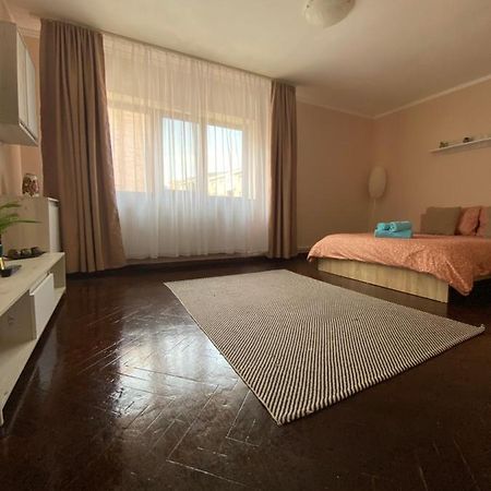 Apartament Leya Apartment Deva Bagian luar foto