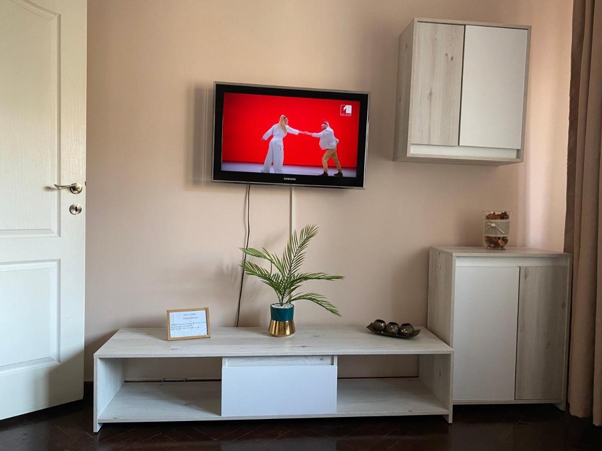 Apartament Leya Apartment Deva Bagian luar foto